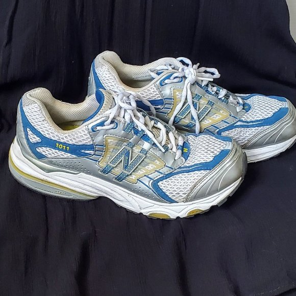 New Balance 11 Wr1011mc Running Shoe 
